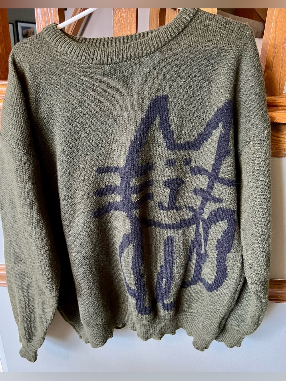 Cozy Oversized Cat Graphic Crewneck Sweater XL